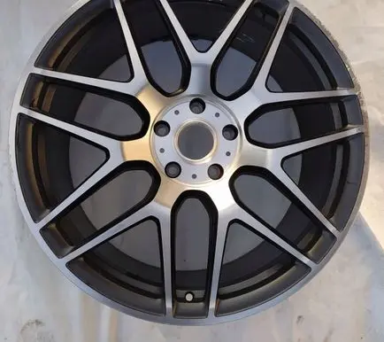 Mercedes-Benz G W463 2nd Gen R22 alloy rim A4634012000