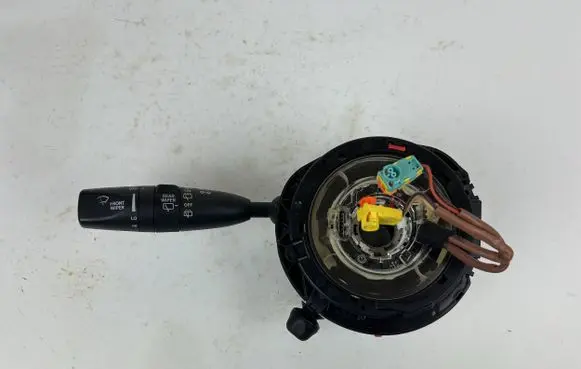 Maserati Levante Wiper turn signal indicator stalk/switch 670093948
