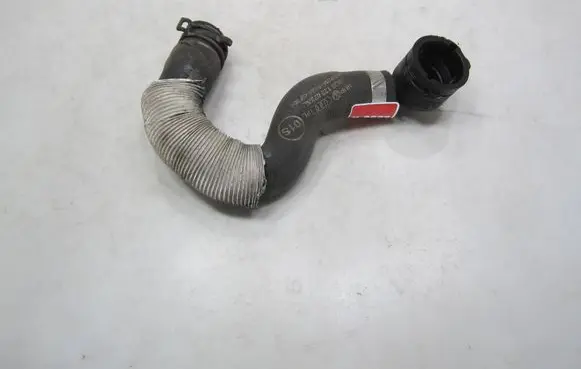 Volkswagen PASSAT B8 Engine coolant pipe/hose 5Q0122073AL