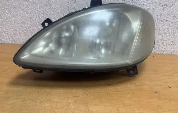 Mercedes-Benz Vito Viano W639 Headlight/headlamp 24670300
