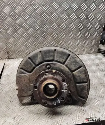Volkswagen Caddy Front wheel hub