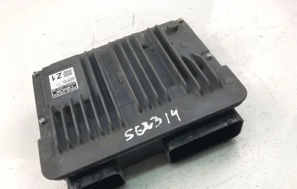 Lexus ES 300h Engine control unit/module 8966133Z10