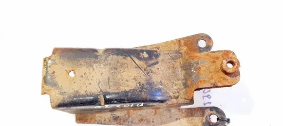 Mazda 3 I Engine mounting bracket