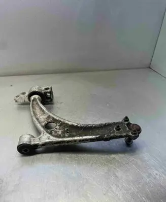 Volkswagen PASSAT B6 Front control arm 3C0407151E