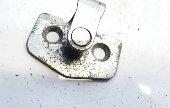 Opel Zafira A Rear door lock loop/hook striker 