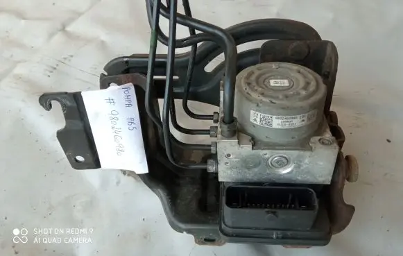 Peugeot 208 ABS Pump 9802460980