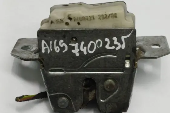 Mercedes-Benz B W245 Tailgate/trunk/boot lock/catch/latch A1697400235
