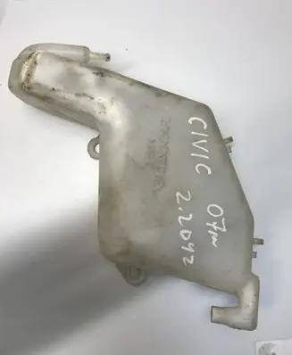 Honda Civic Windshield washer fluid reservoir/tank