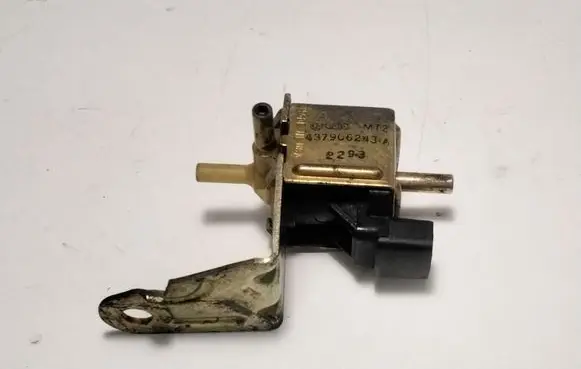 Audi Coupe Starter motor/solenoid 437906283A