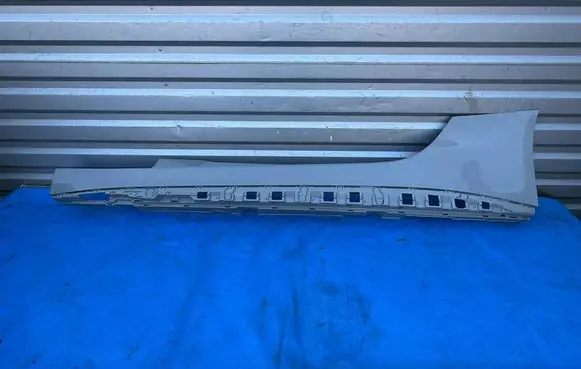 Mercedes-Benz SL AMG R232 Foot area side trim A2326983300