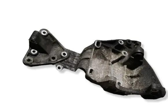 Volvo XC60 Generator/alternator bracket 30731516