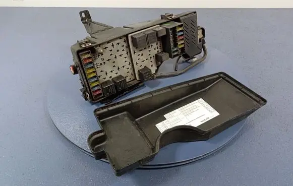Volvo S80 Fuse box set 9441607