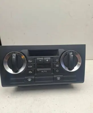 Audi A3 S3 8P Climate control unit 8P0820043M 412206018039