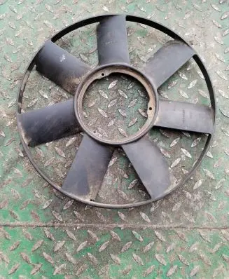 BMW 5 E39 Fan impeller 2243303