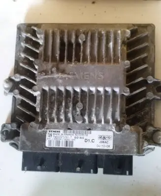 Volvo V50 Engine control unit/module 5WS40212G 30729518