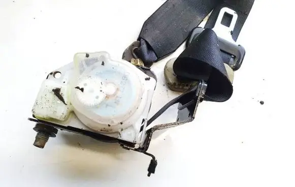 Infiniti FX Rear seatbelt c7319 tk-ab0-g1813
