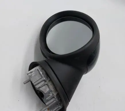 Mini One - Cooper Coupe R56 Front door electric wing mirror