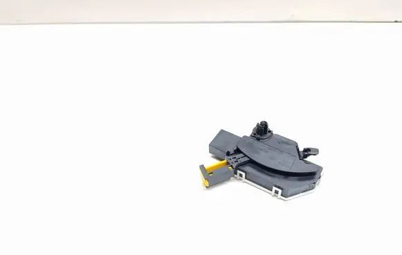 Nissan X-Trail T32 Clutch pedal sensor 8200666173A