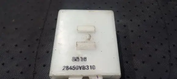 Nissan Patrol Y61 Other control units/modules 28450VB310