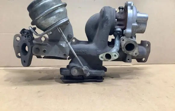 Volvo XC60 Turbo 36002664