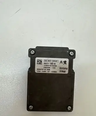 Peugeot 5008 II Windshield/windscreen camera 9822714980 95947P