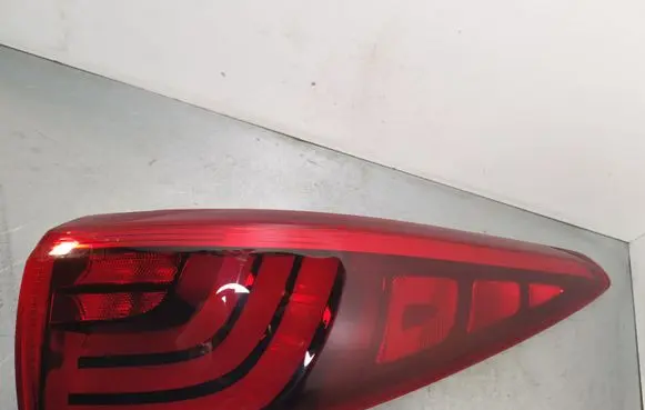 KIA Sportage Rear/tail lights 92402F11