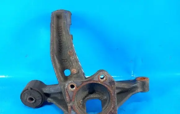 Toyota Camry Rear wheel hub spindle/knuckle 4231306100
