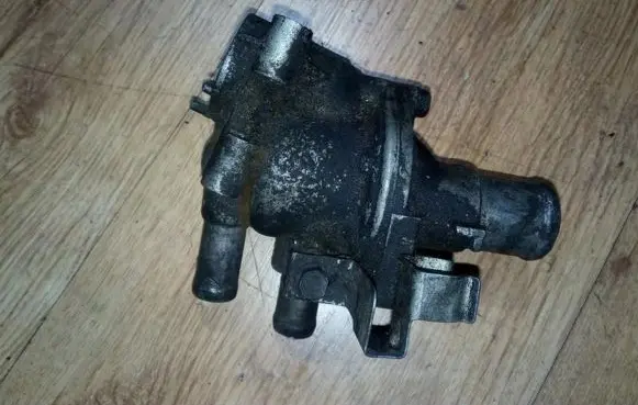 Honda Civic Engine coolant pipe/hose