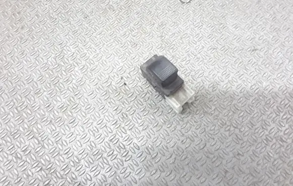 Subaru Legacy Electric window control switch 83071AE040