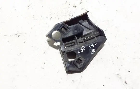 Volvo C30 Front bumper mounting bracket 30655936