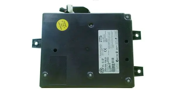 Volkswagen PASSAT B6 Other control units/modules 1K8035730D