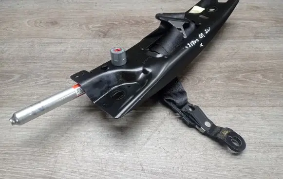 Volvo S80 Front seatbelt 6049192