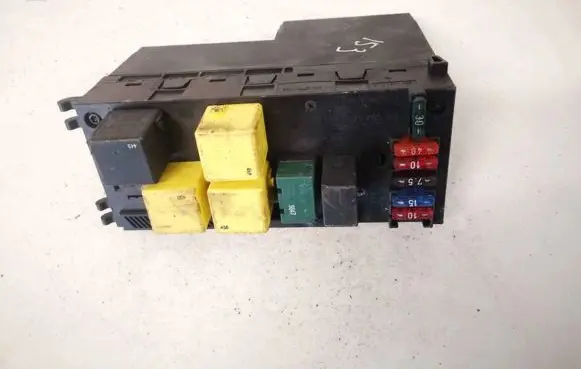 Mercedes-Benz E W210 Fuse box set 0195455632