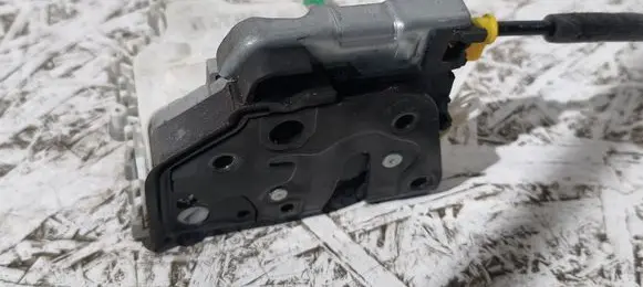Audi A5 Rear door lock 8X0839016D