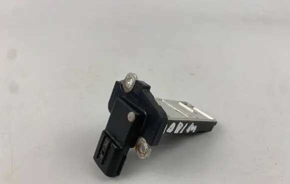 Subaru Impreza III Mass air flow meter 22680AA360 AFH70M-59A