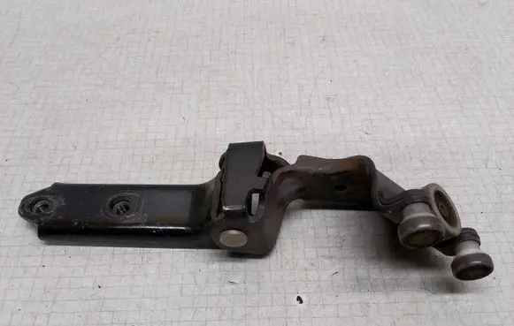 Volkswagen Transporter - Caravelle T5 Sliding door middle roller runner 7H0843335D