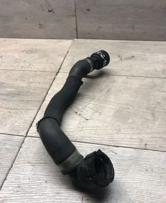 Mercedes-Benz E W213 Engine coolant pipe/hose PA66GF30