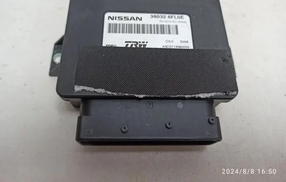 Nissan Qashqai Hand brake control module 360326FL0E