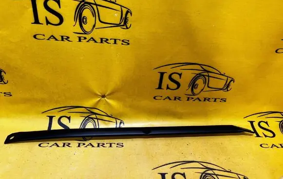 BMW 1 E81 E87 Front strut bar 51617167643 7167643
