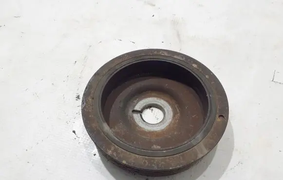 Renault Kangoo II Crankshaft pulley 123033245R