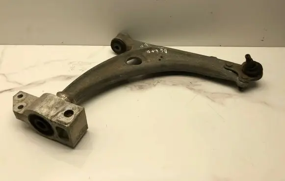 Volkswagen PASSAT B6 Front lower control arm/wishbone 3C0407153B