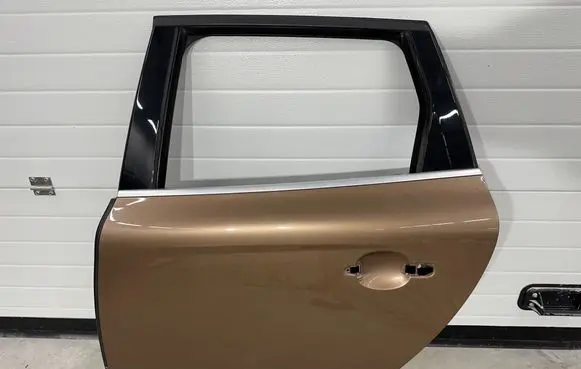 Volvo XC60 Rear door