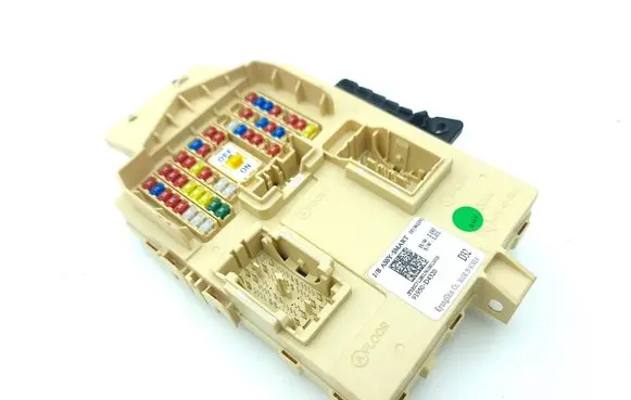 KIA Optima Fuse module 91950D4320