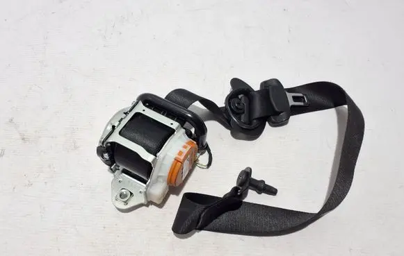 Mercedes-Benz GLA H247 Front seatbelt A2478609203