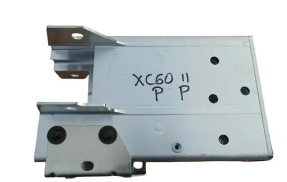 Volvo XC60 Front bumper shock/impact absorber 32377062