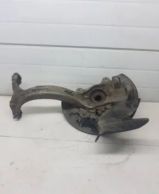 Front wheel hub spindle knuckle