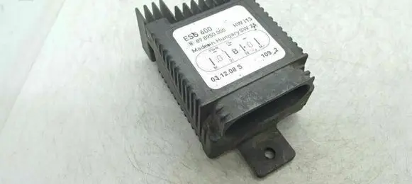 Mercedes-Benz C W202 Fan control module 0255455932