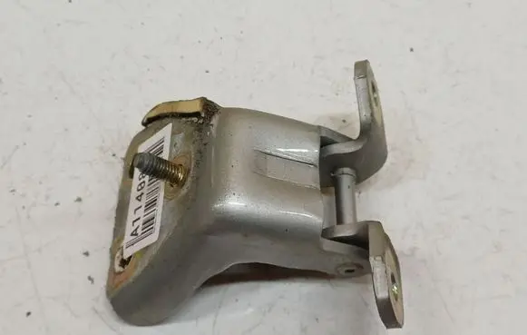 Mercedes-Benz ML W163 Rear door lower hinge