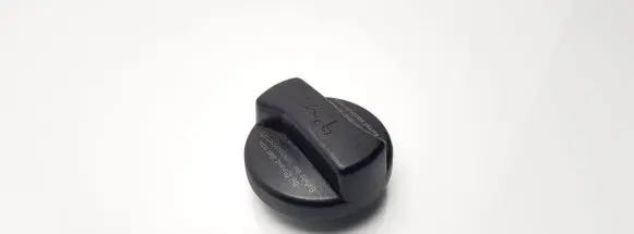 Audi A4 S4 B5 8D Oil filler cap 026103485A
