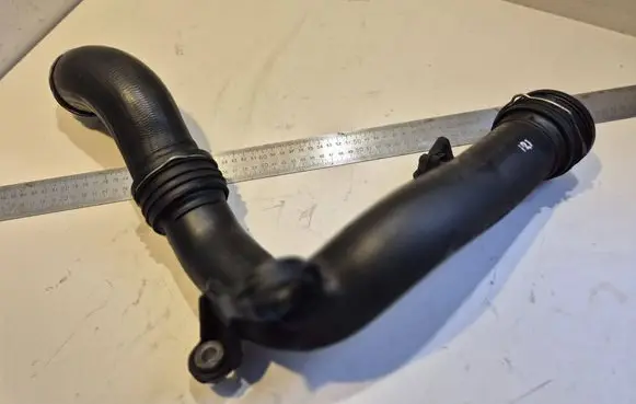 Skoda Octavia Mk2 (1Z) Intercooler hose/pipe 1K0145770D 1K01457762